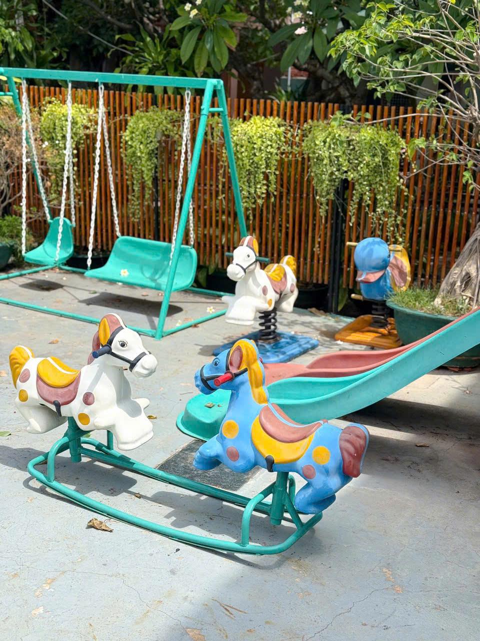 Khu vui chơi trẻ em